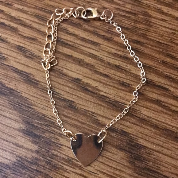Jewelry - Heart bracelet